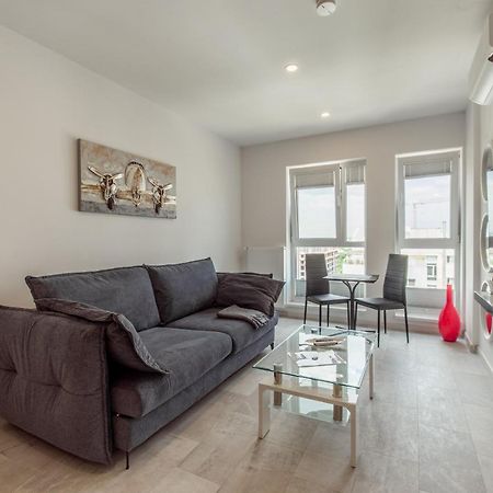 בוקרשט Fancy Penthouse Studio With Lakeview W10 מראה חיצוני תמונה