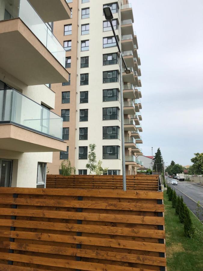 בוקרשט Fancy Penthouse Studio With Lakeview W10 מראה חיצוני תמונה