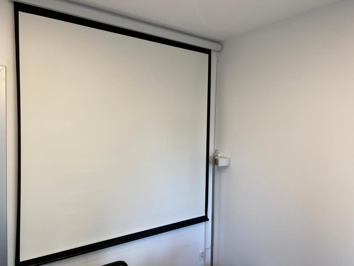 בוקרשט Fancy Penthouse Studio With Lakeview W10 מראה חיצוני תמונה