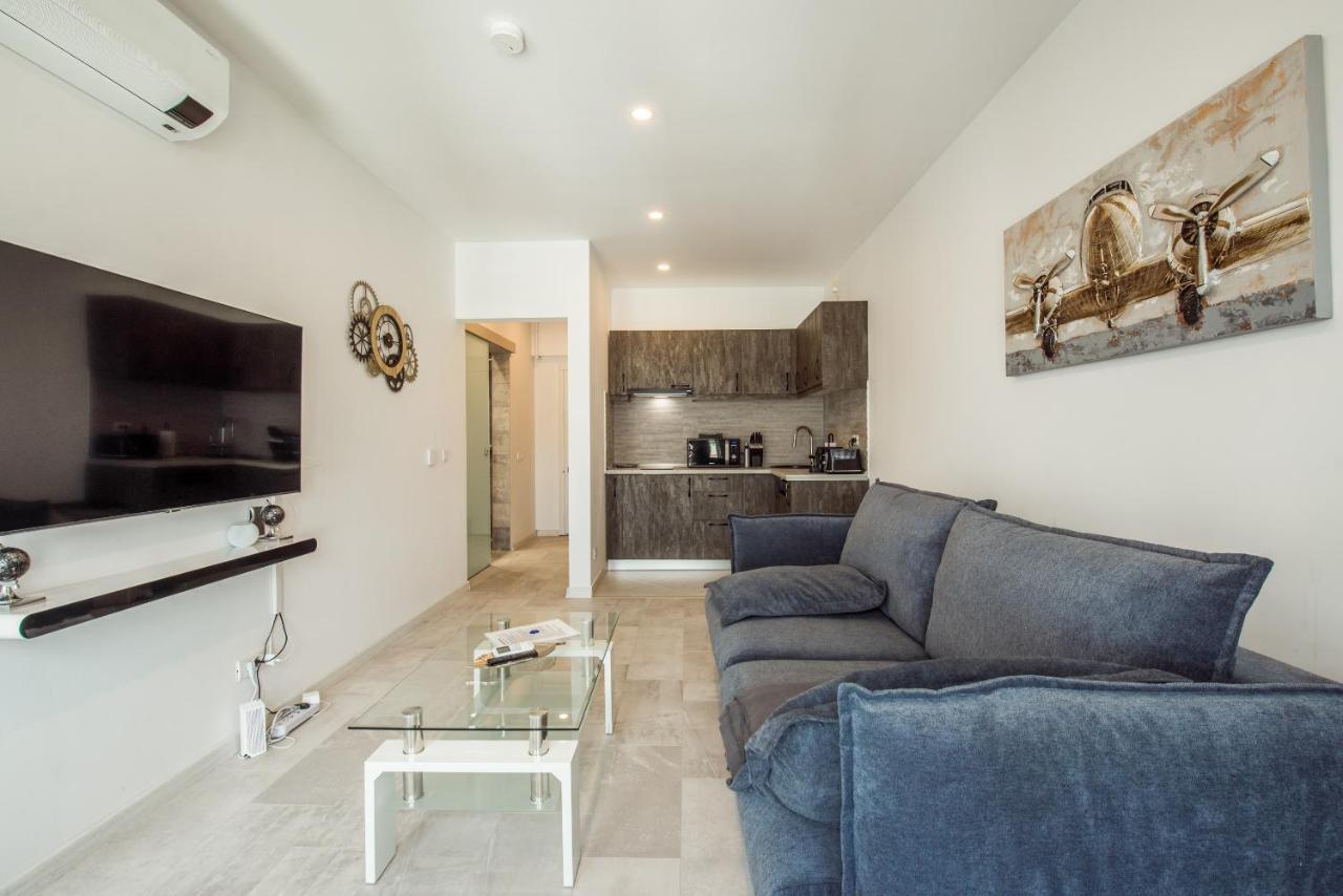 בוקרשט Fancy Penthouse Studio With Lakeview W10 מראה חיצוני תמונה