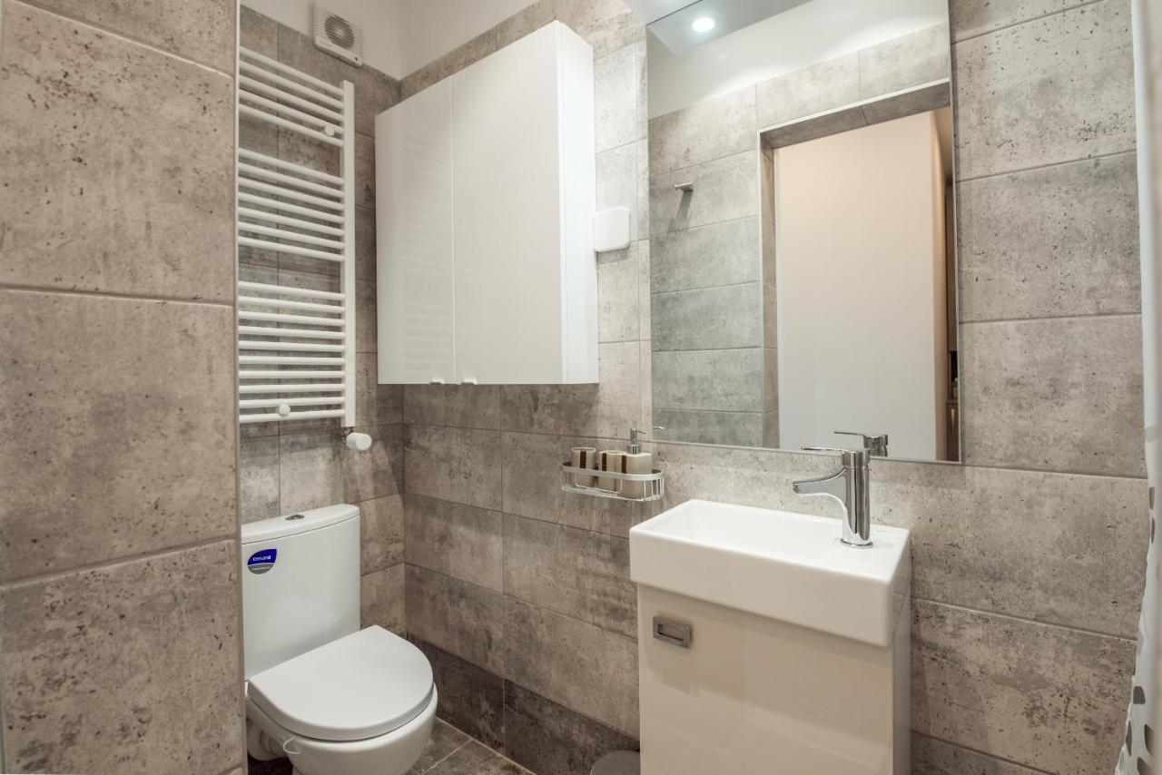 בוקרשט Fancy Penthouse Studio With Lakeview W10 מראה חיצוני תמונה