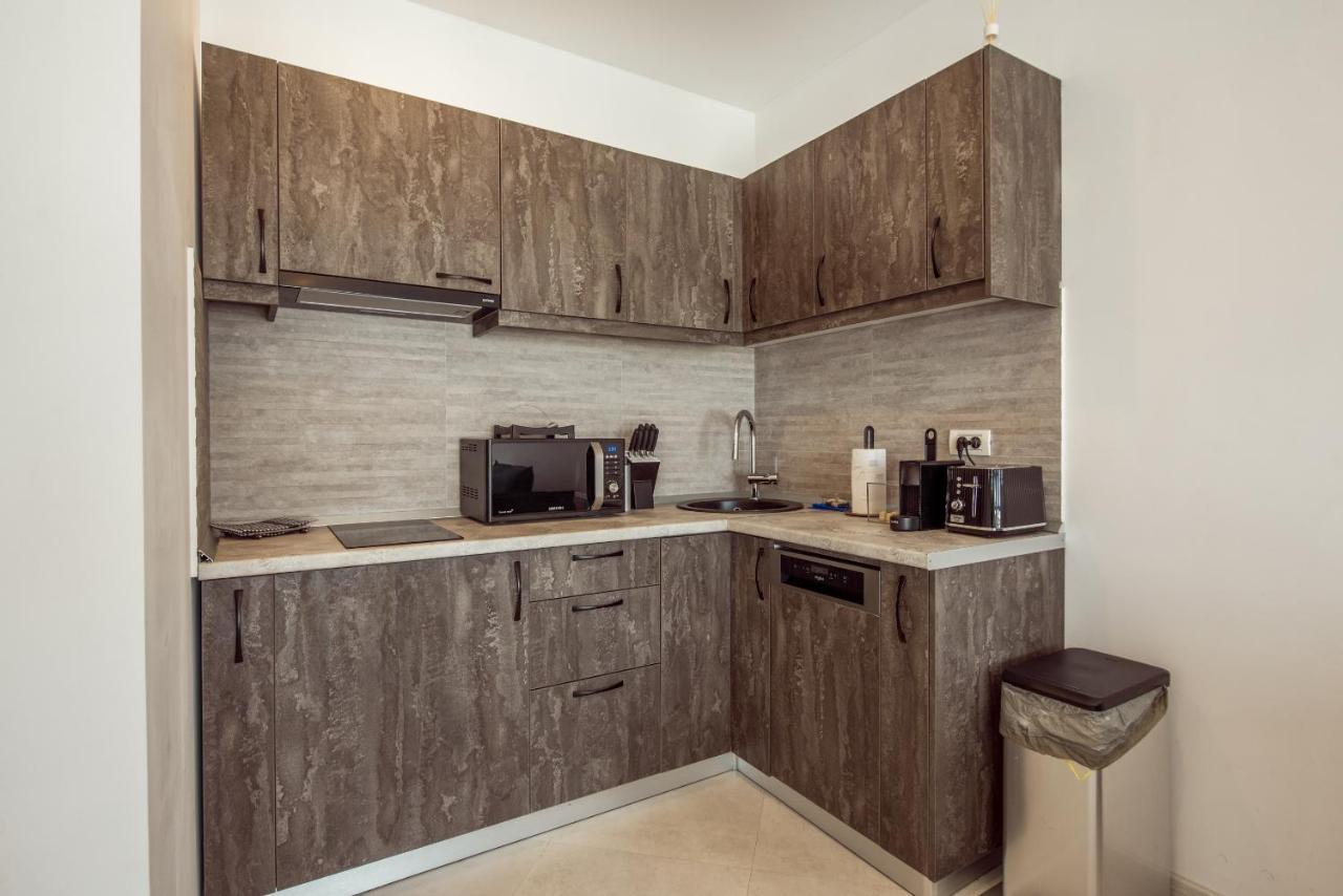 בוקרשט Fancy Penthouse Studio With Lakeview W10 מראה חיצוני תמונה